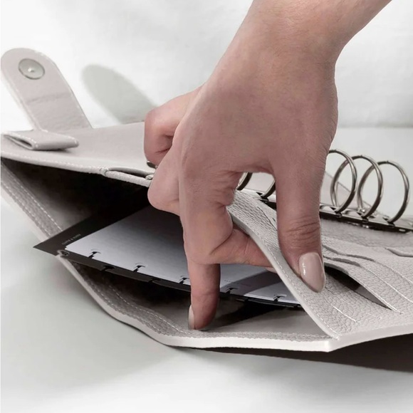 Cloth & Paper A5 Leather Binder - Picture 2 of 13